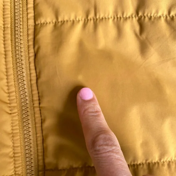 vuori Truckee Insulated Vest 2.0 - Picture 4 of 10